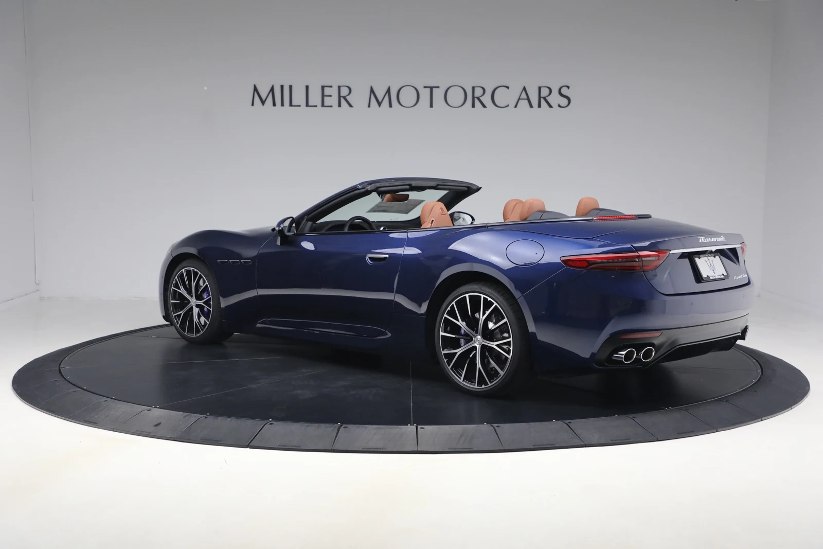 2026 Maserati GranCabrio Modena, 3/20