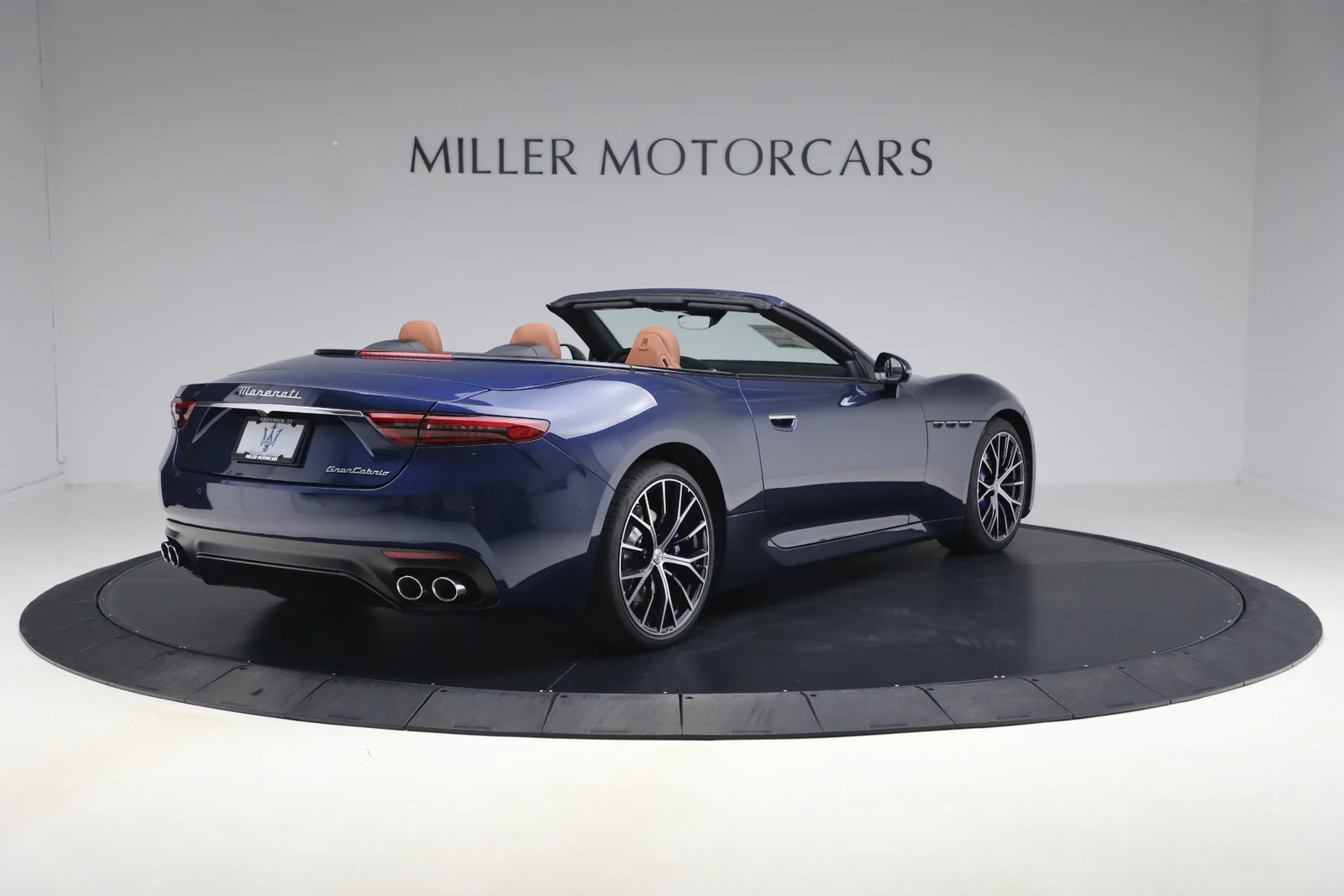 2026 Maserati GranCabrio Modena, 6/20