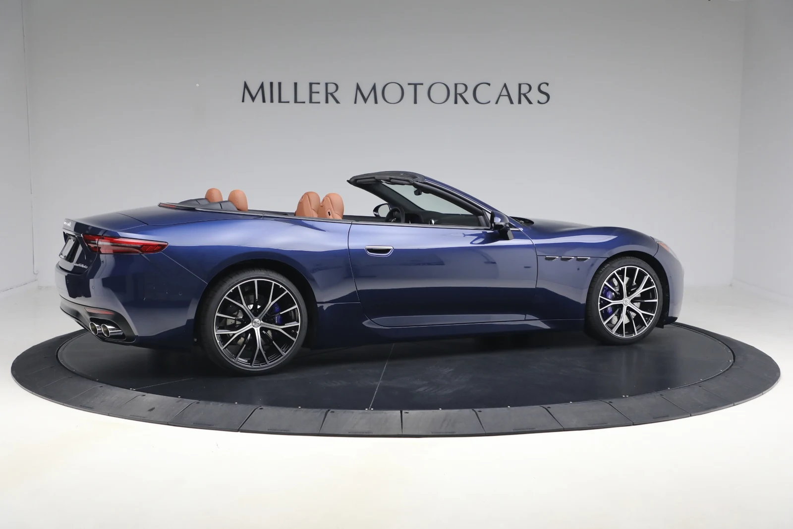 2026 Maserati GranCabrio Modena, 7/20