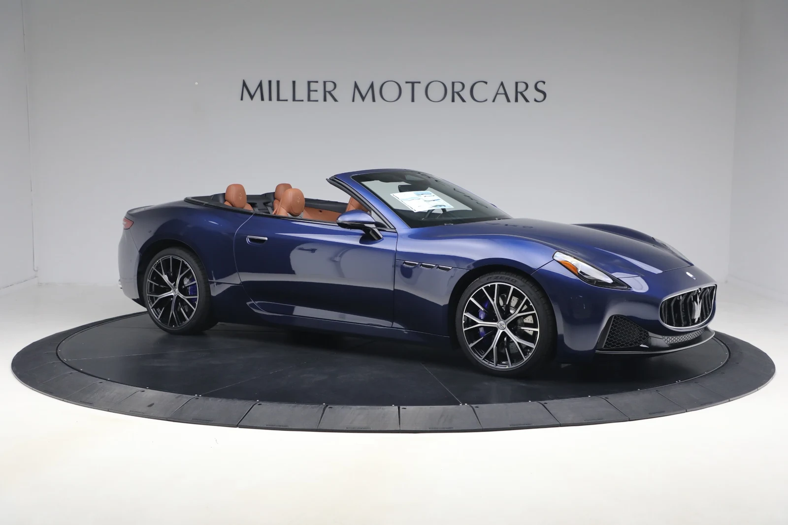 2026 Maserati GranCabrio Modena, 9/20