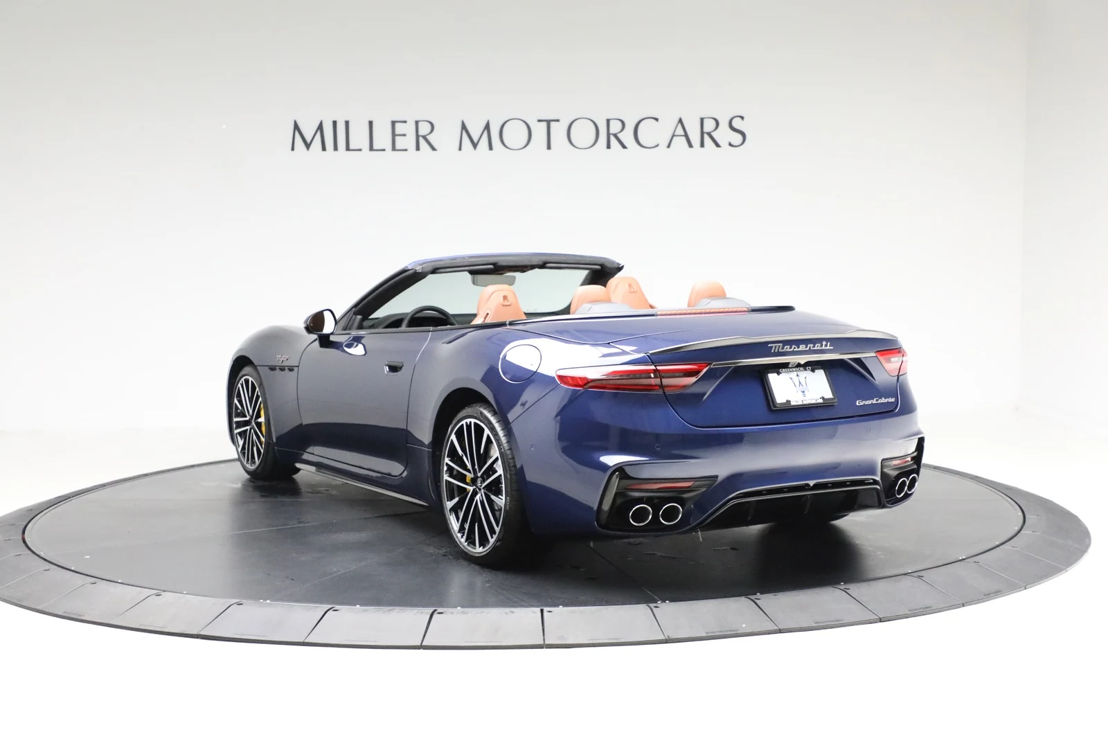 2026 Maserati GranCabrio Trofeo, 4/20