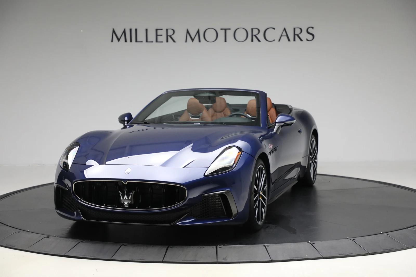 2026 Maserati GranCabrio Trofeo, 9/20