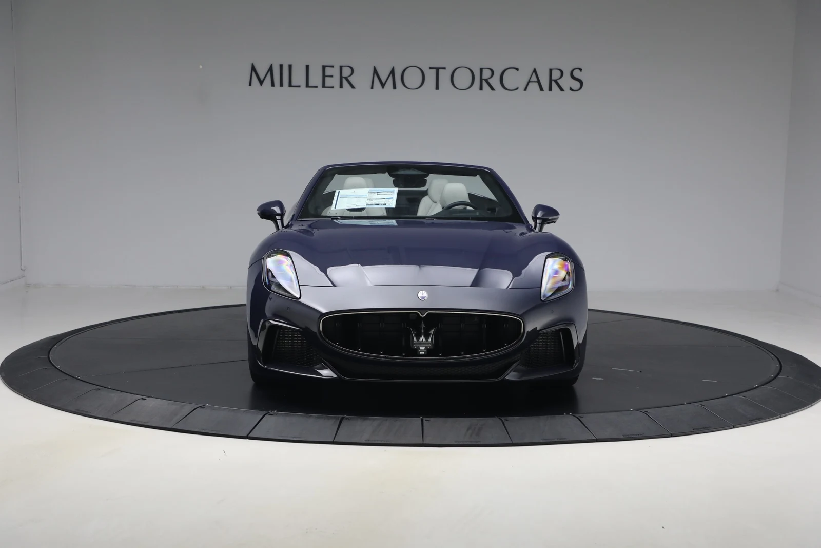 2026 Maserati GranCabrio Trofeo, 12/20