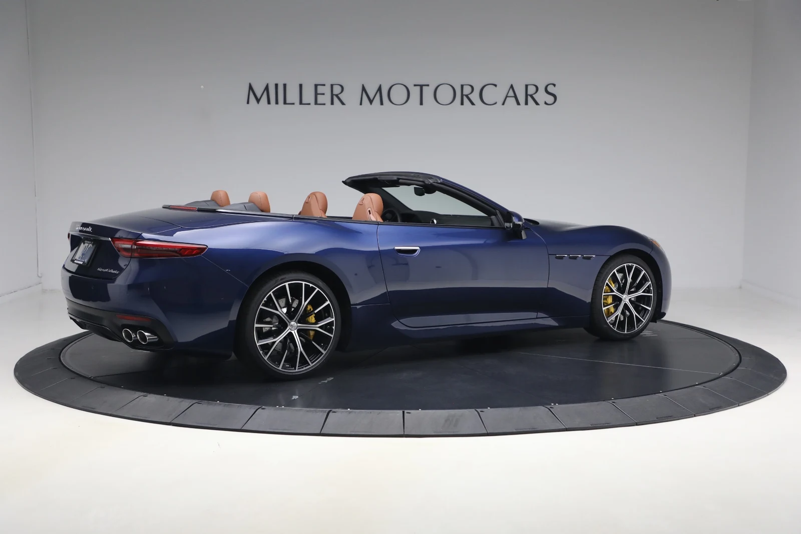 2026 Maserati GranCabrio, 7/20