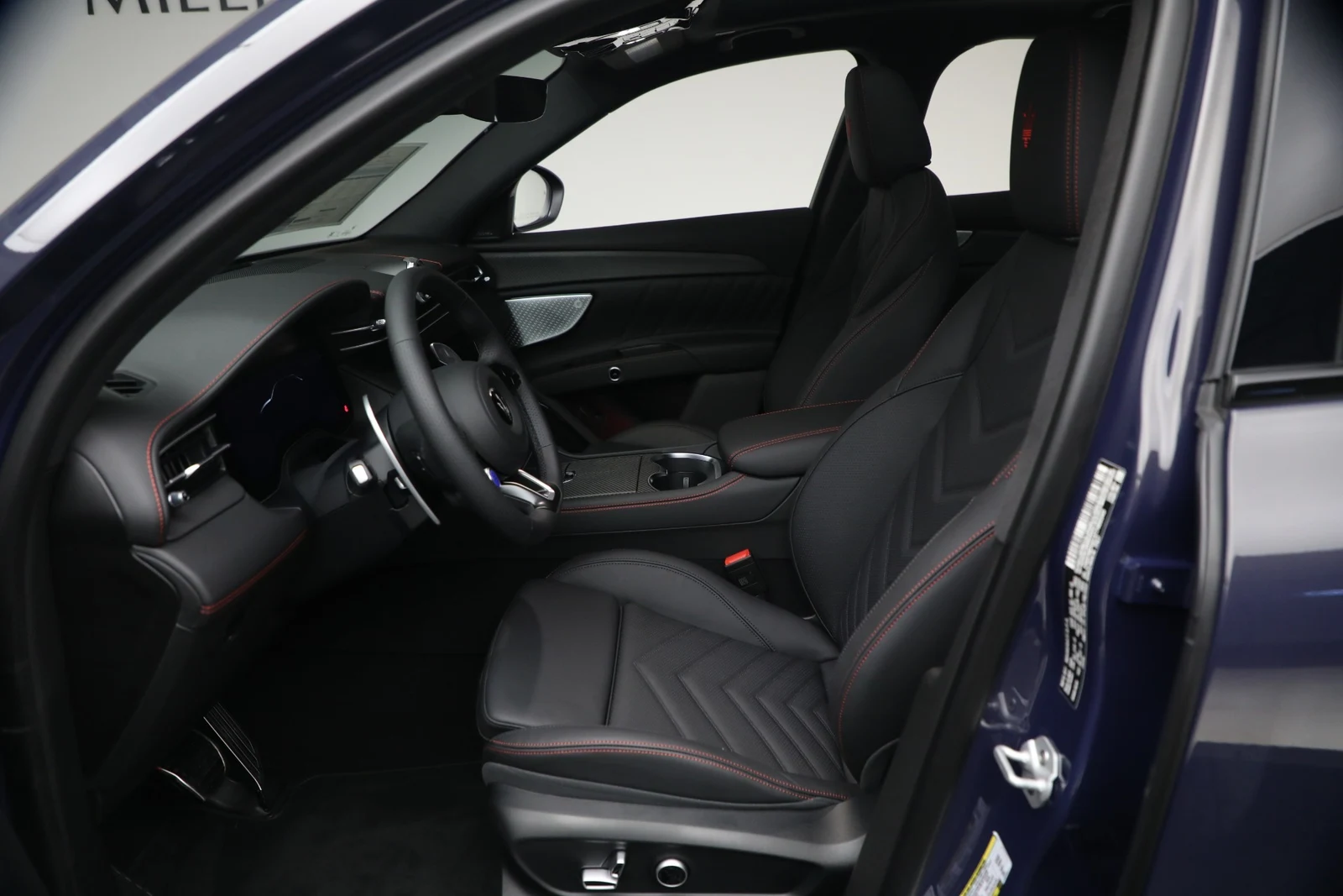 2026 Maserati Grecale Modena V6, 13/20