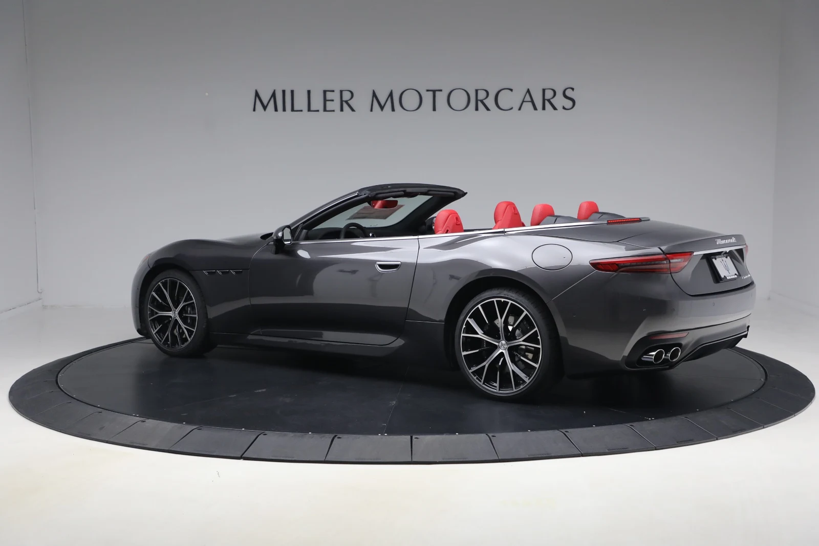2026 Maserati GranCabrio Modena, 3/20