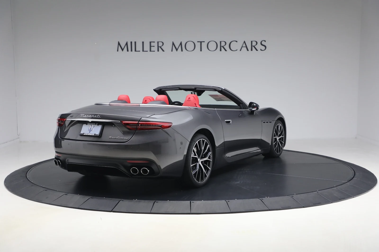2026 Maserati GranCabrio Modena, 6/20