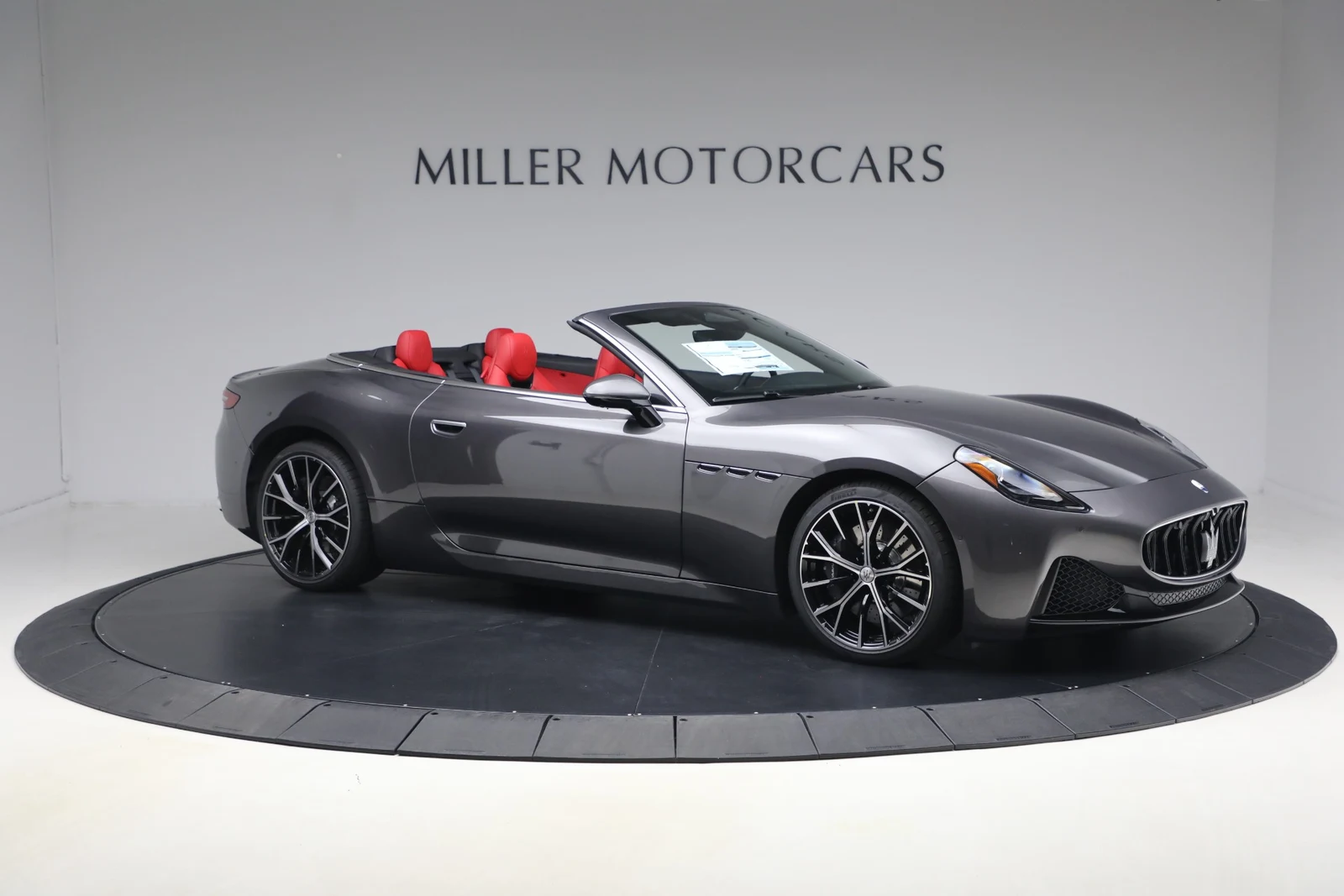 2026 Maserati GranCabrio Modena, 9/20