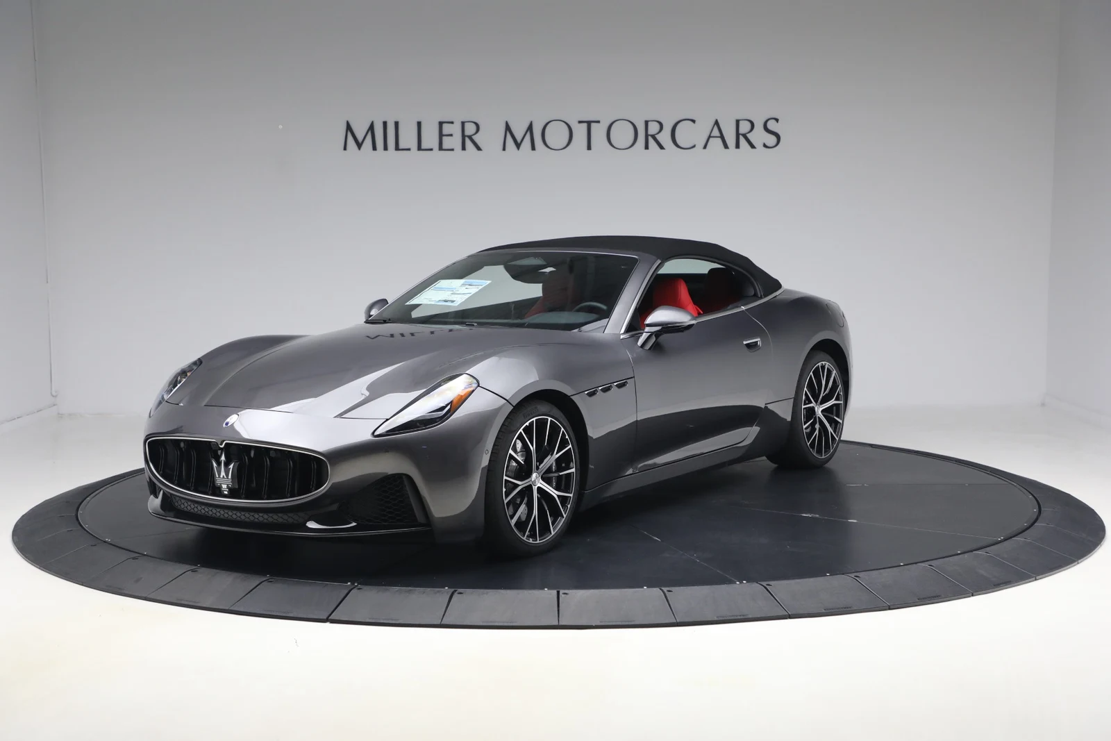 2026 Maserati GranCabrio Modena, 13/20