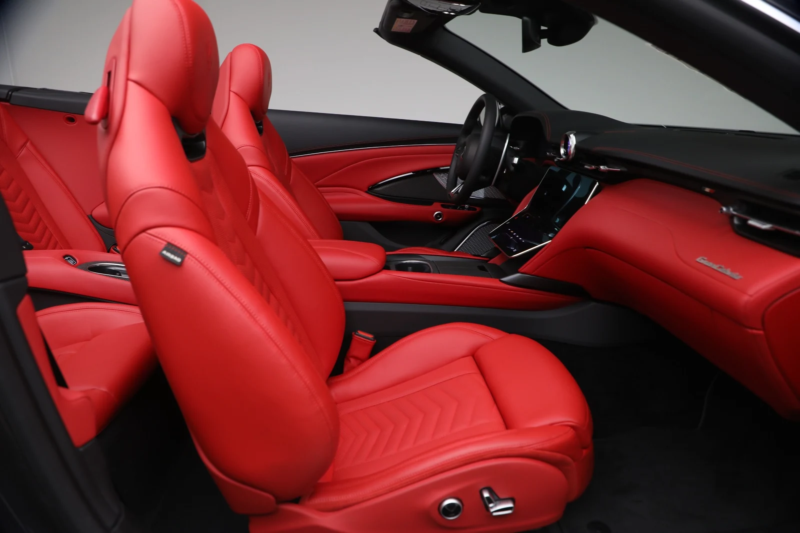 2026 Maserati GranCabrio Modena, 20/20
