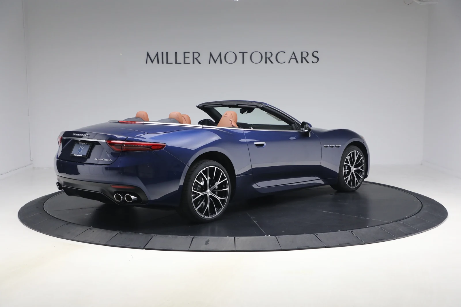 2026 Maserati GranCabrio Modena, 6/20