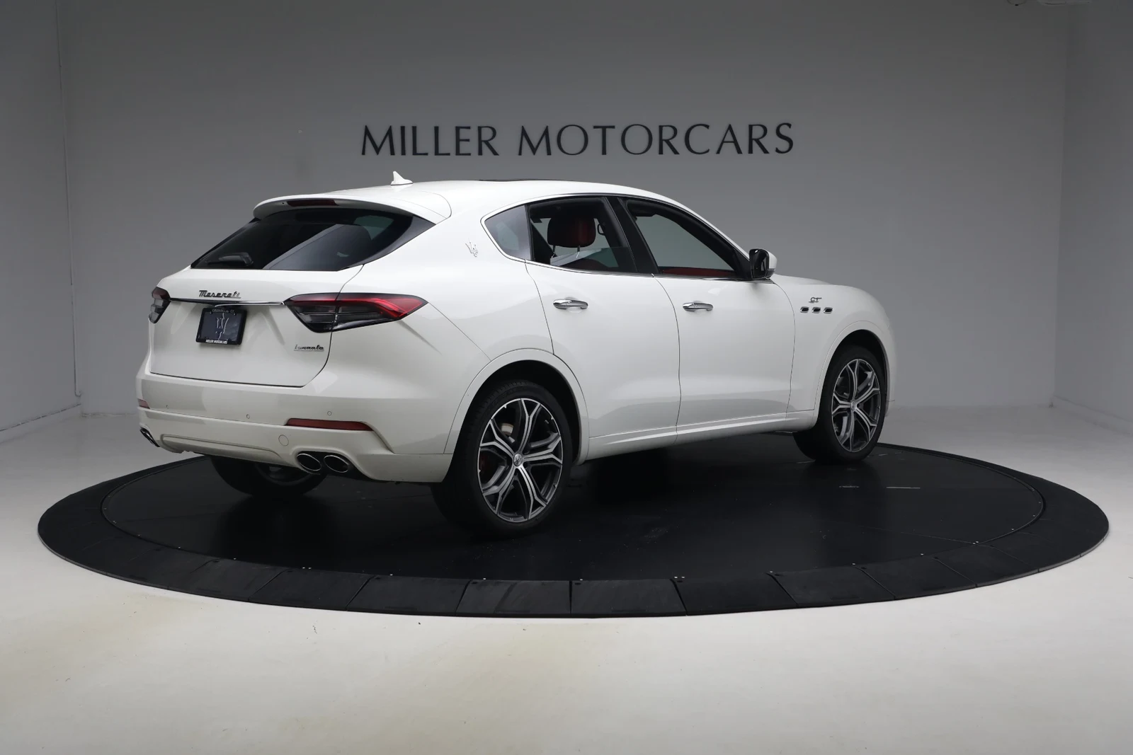 2023 Maserati Levante GT, 7/20