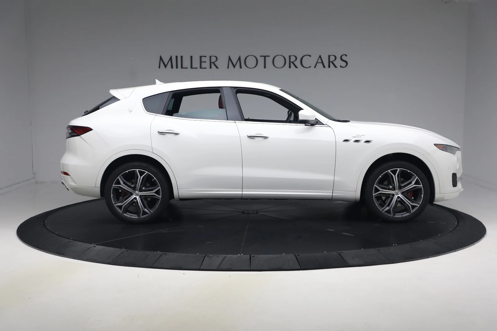 2023 Maserati Levante GT, 9/20
