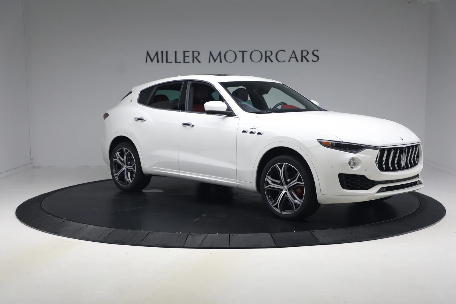 2023 Maserati Levante GT, 10/20