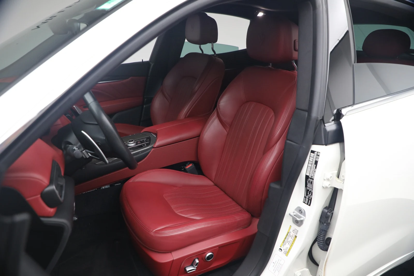 2023 Maserati Levante GT, 15/20