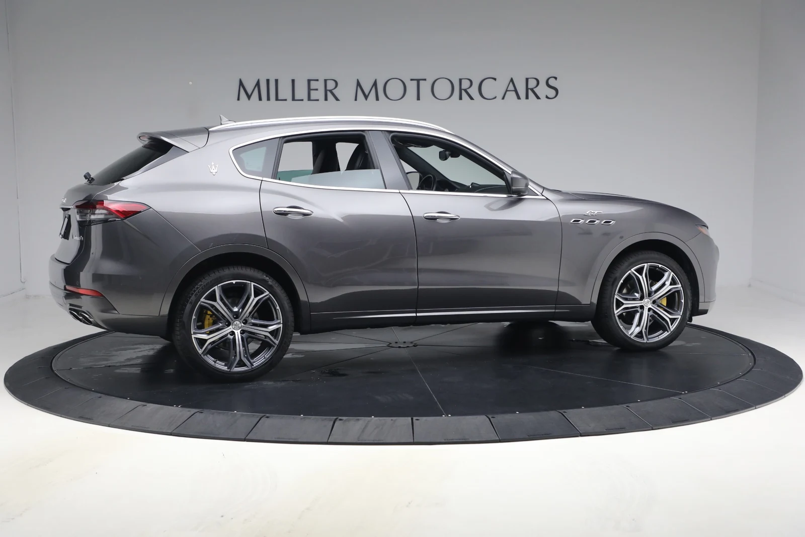 2023 Maserati Levante GT, 8/20