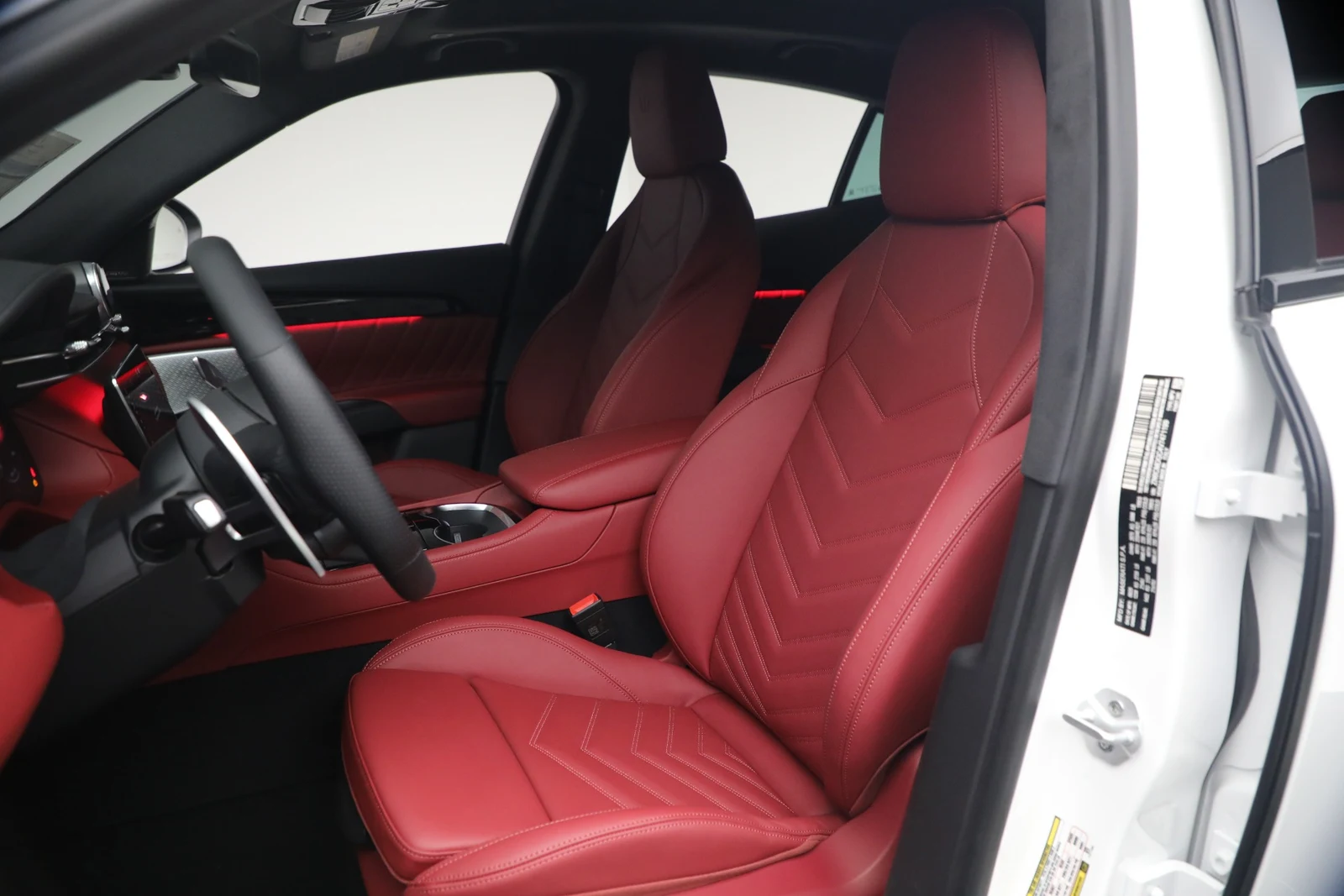 2027 Maserati Grecale Modena V6, 12/29