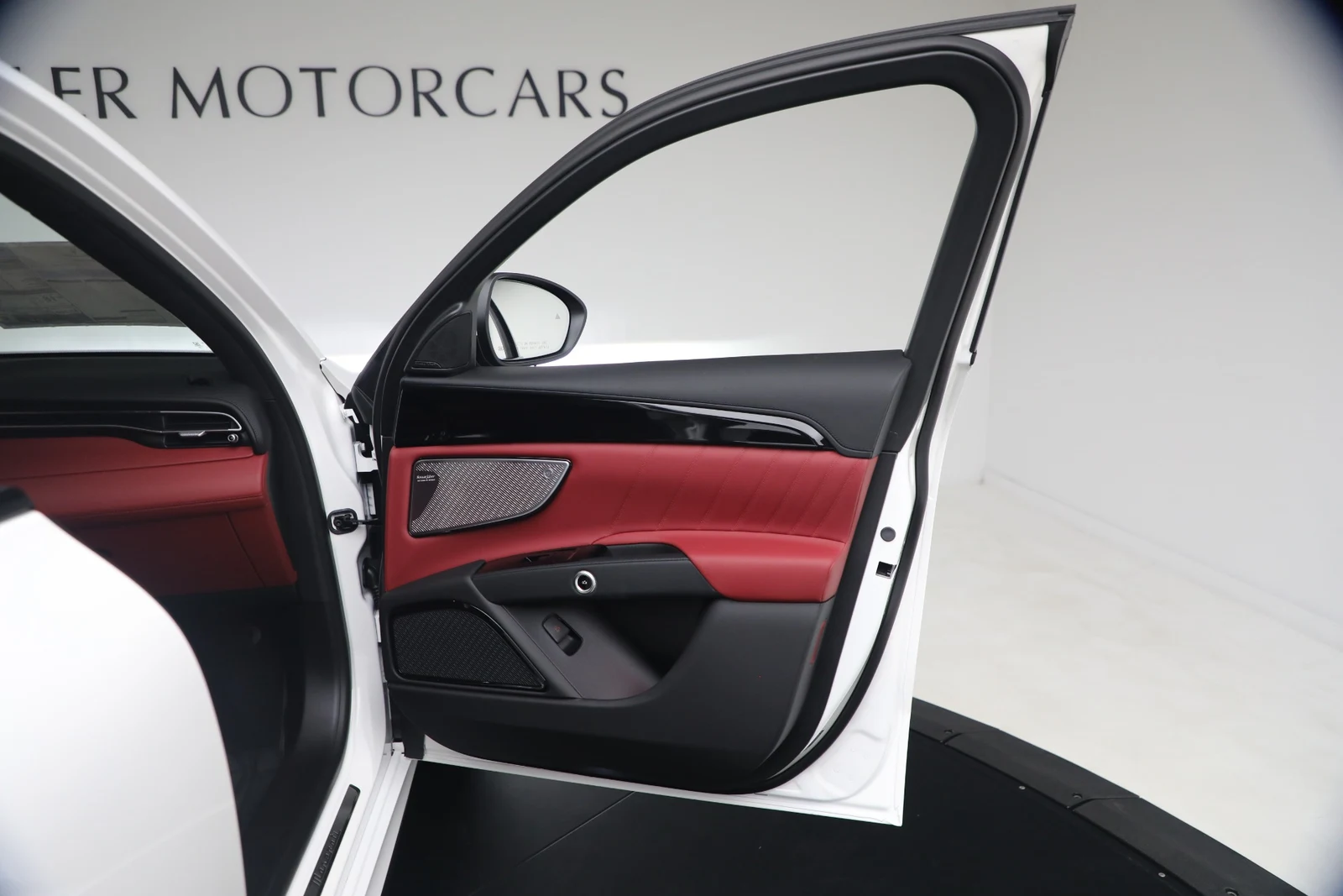 2027 Maserati Grecale Modena V6, 21/29