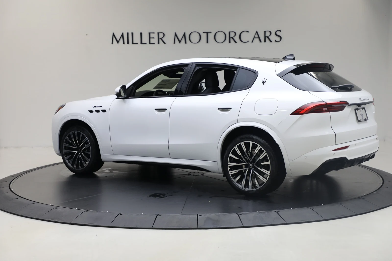 2025 Maserati Grecale Modena, 3/20