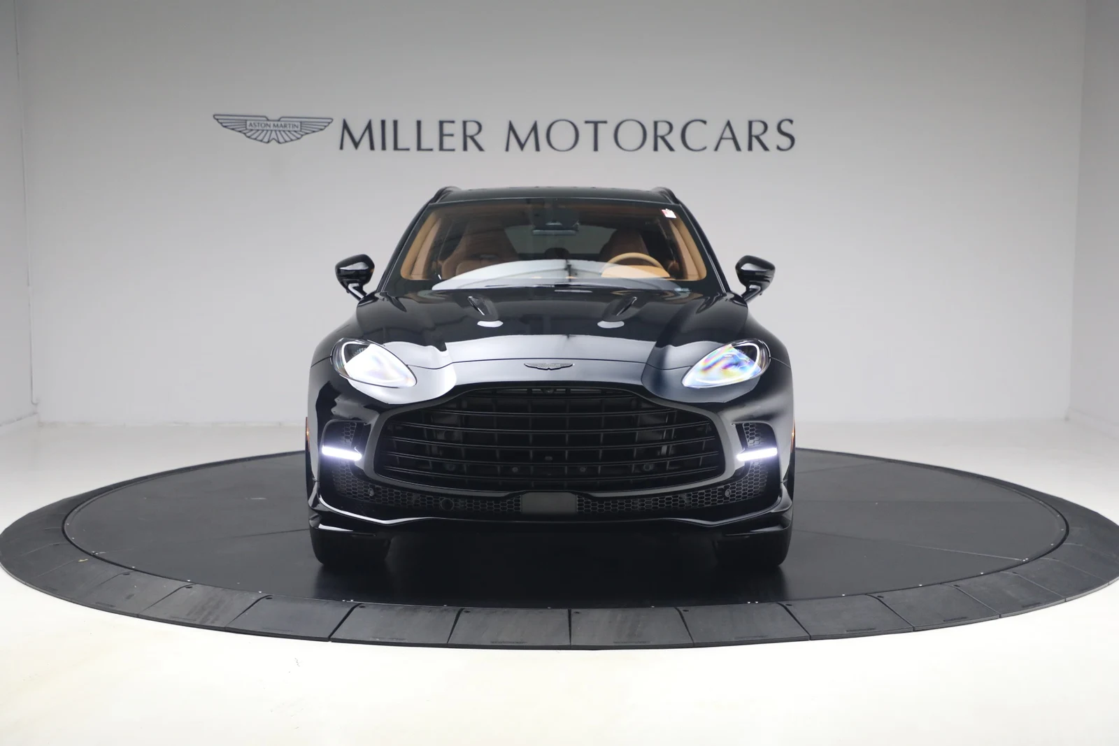 2026 Aston Martin DBX707 (2024 Update), 13/20