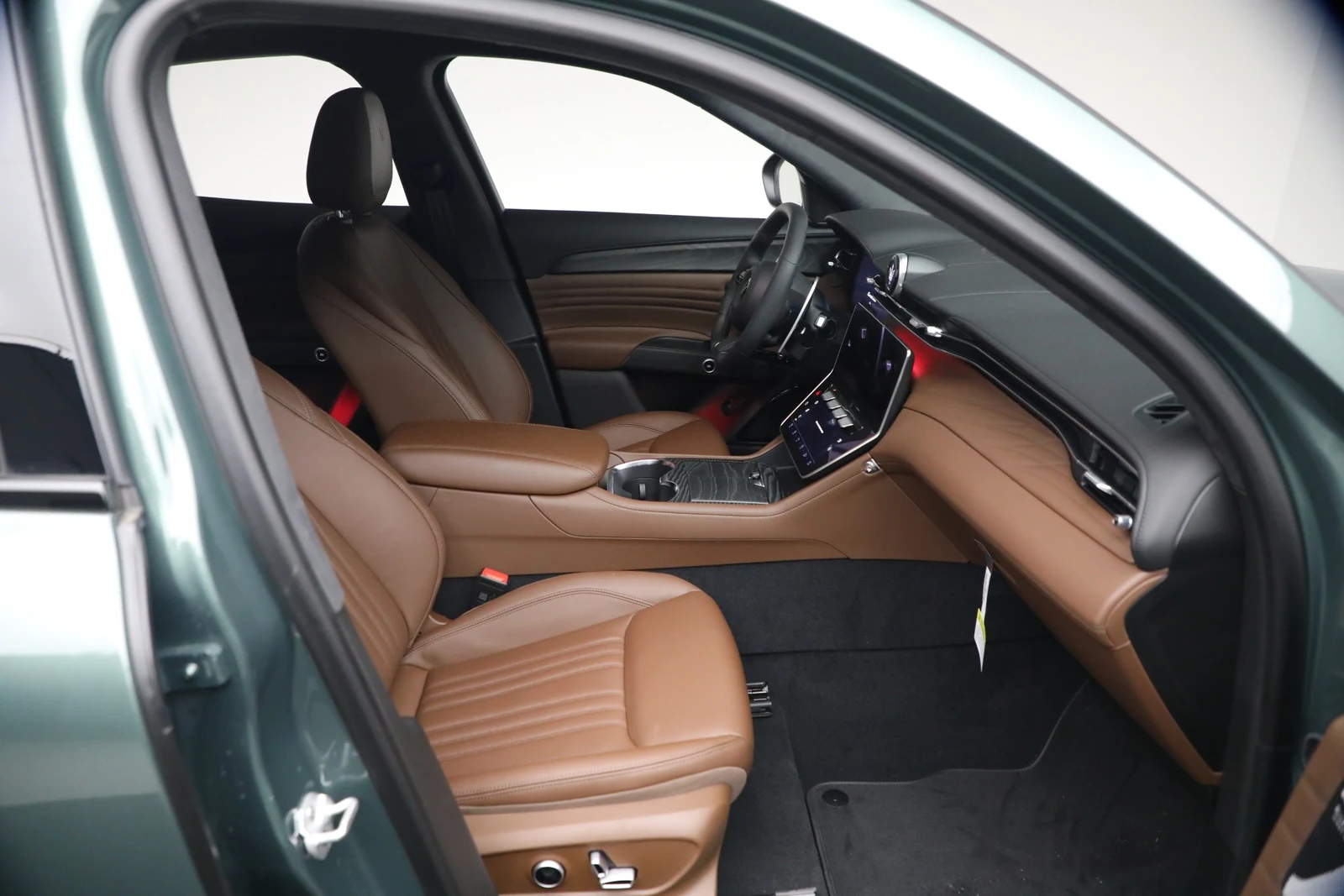 2027 Maserati Grecale Modena V6, 16/20