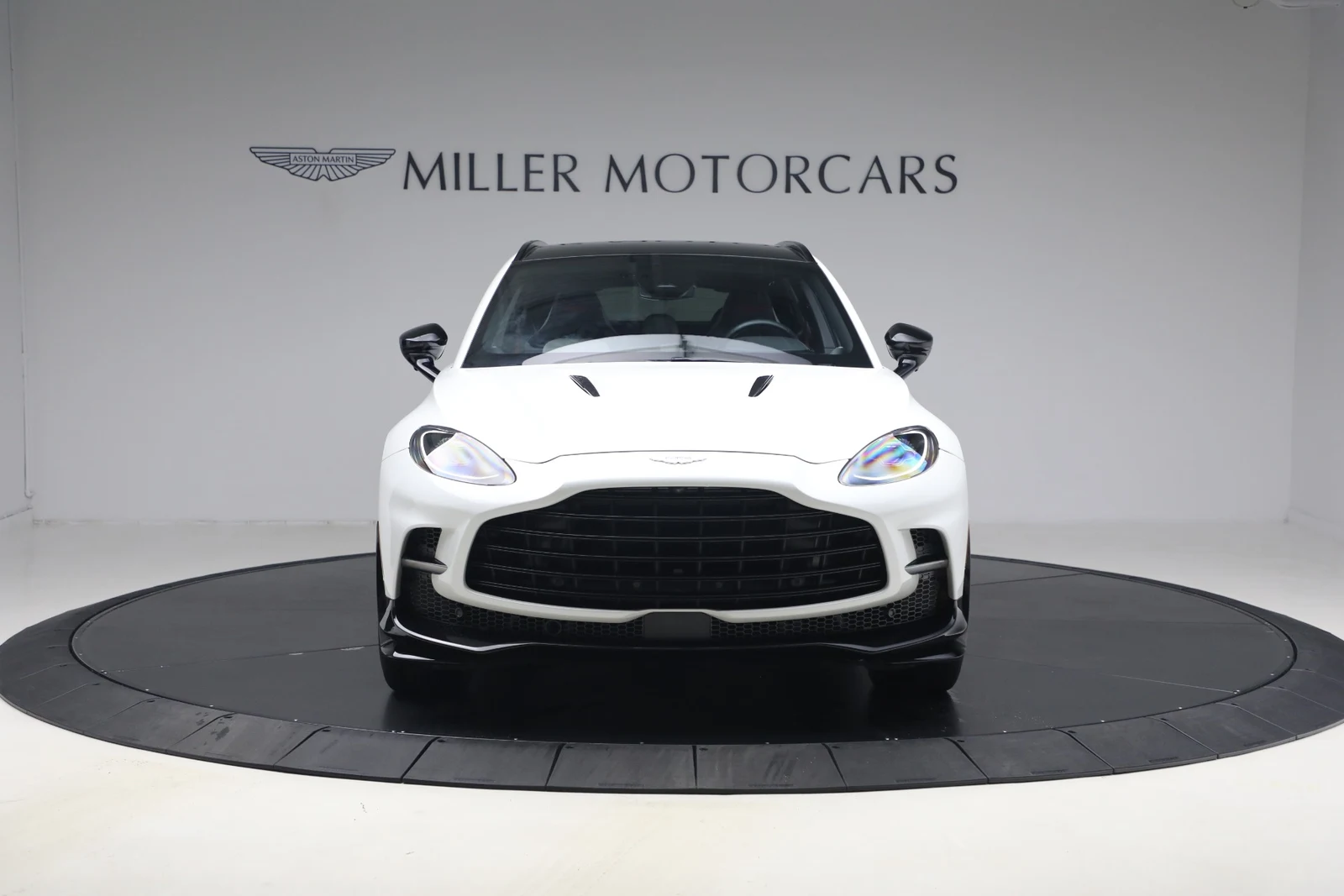 2025 Aston Martin DBX707 (2024 Update), 12/20