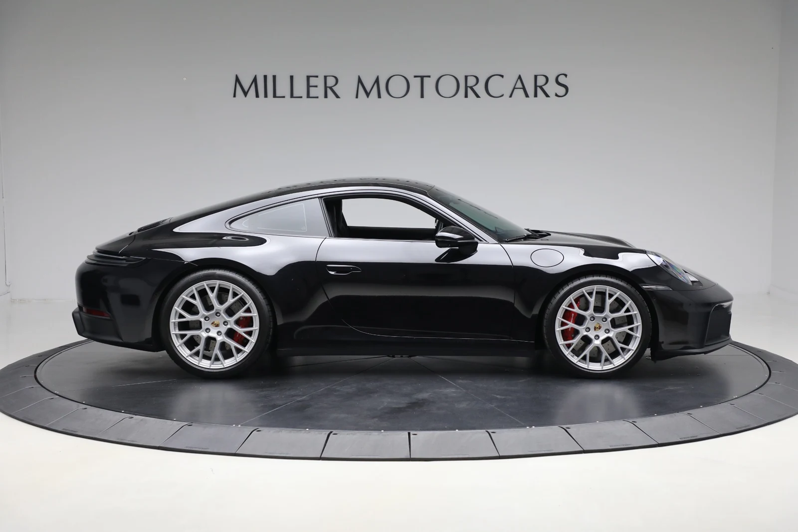2025 Porsche 911 Carrera GTS (992.2), 9/20