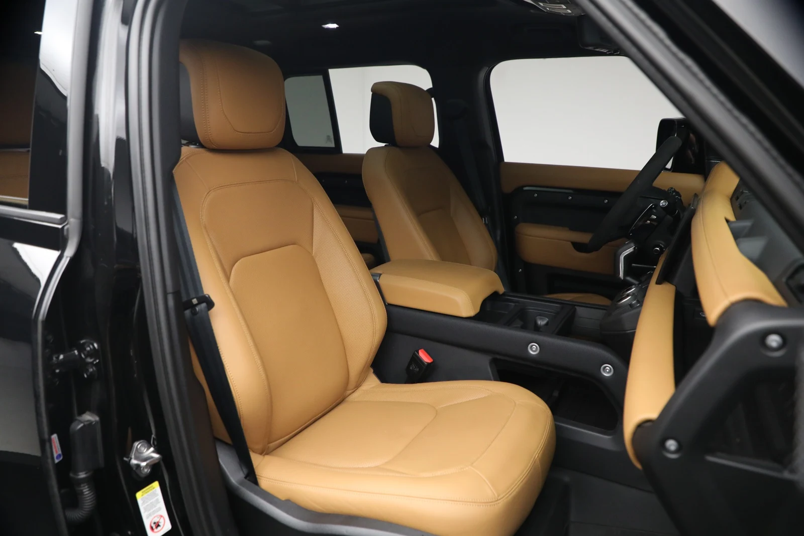 2024 Land Rover Defender 110 V8 (L663), 17/20