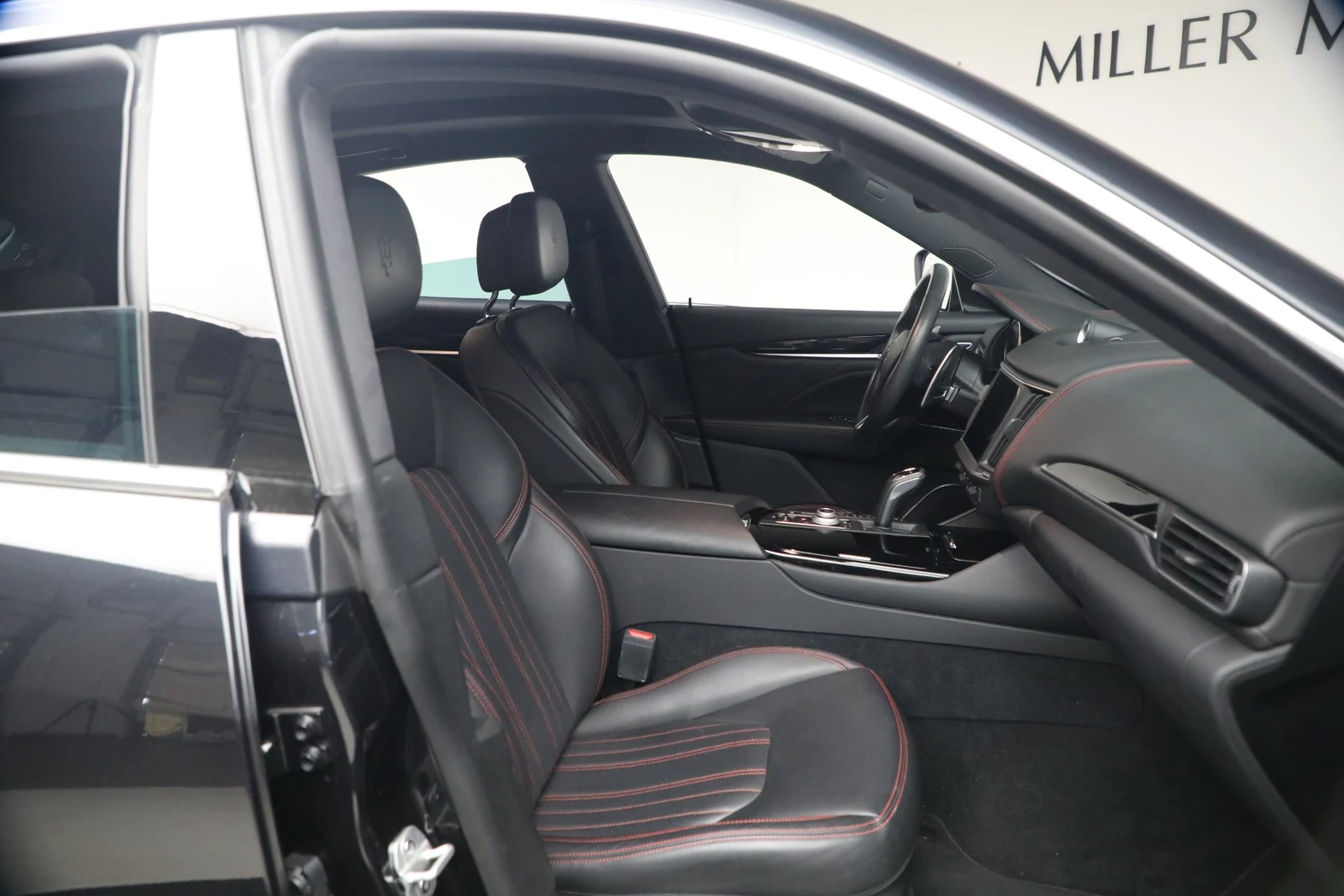 2023 Maserati Levante GT, 19/20