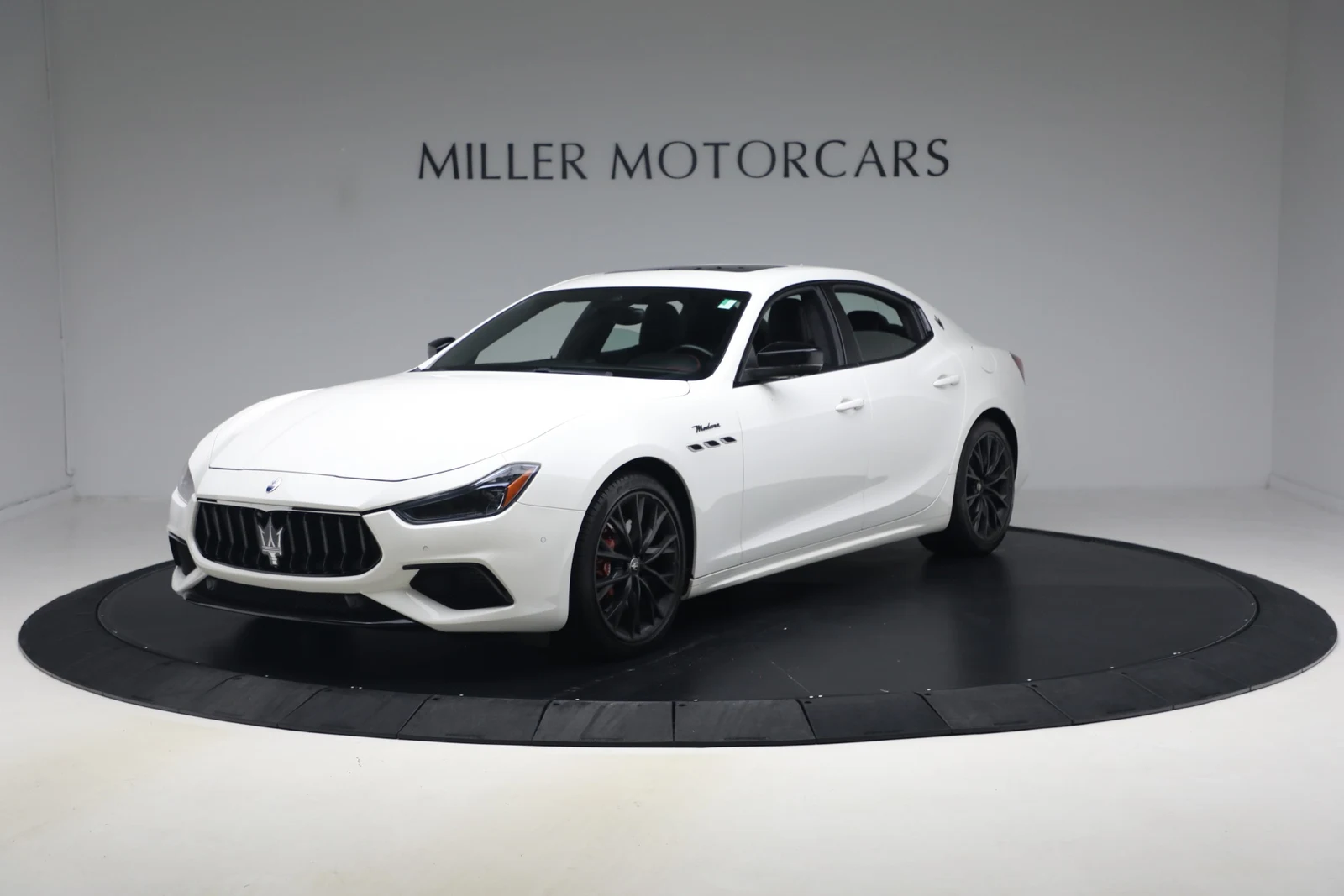 Maserati Ghibli Modena Q4 | Maserati of Westport