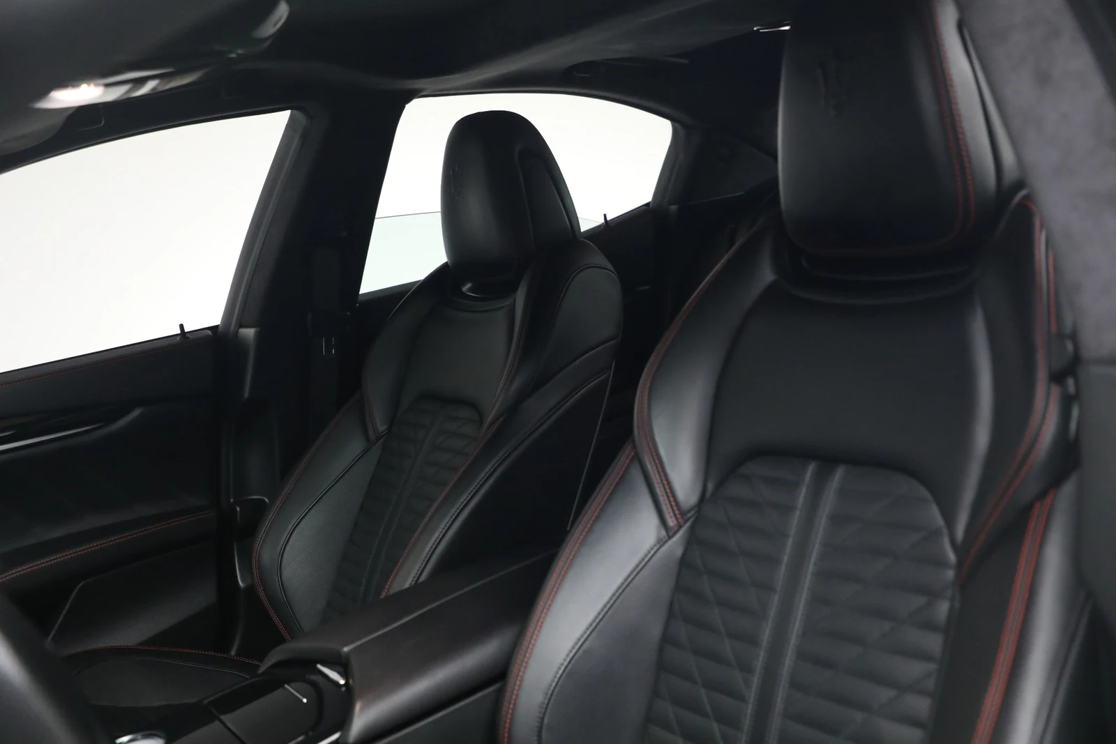 2022 Maserati Ghibli Modena Q4, 16/20