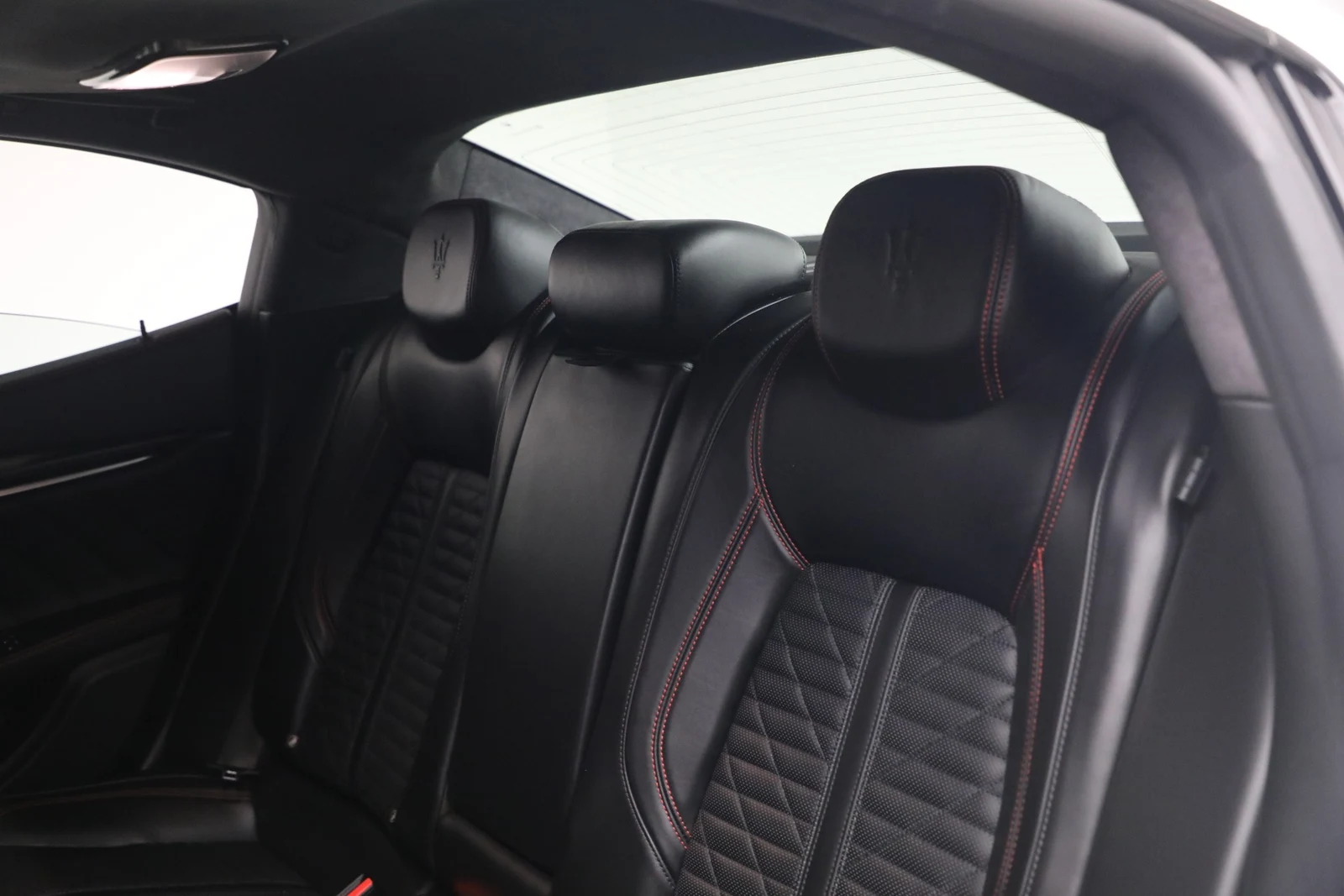 2022 Maserati Ghibli Modena Q4, 18/20
