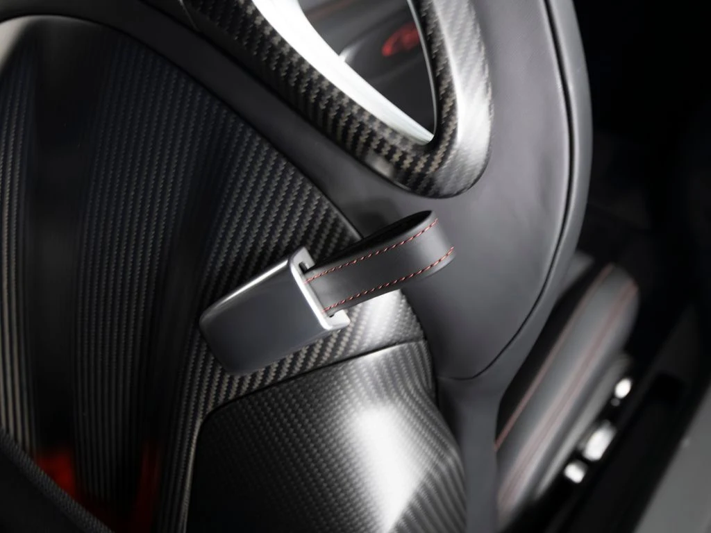 2019 Bugatti Chiron Sport, 16/30