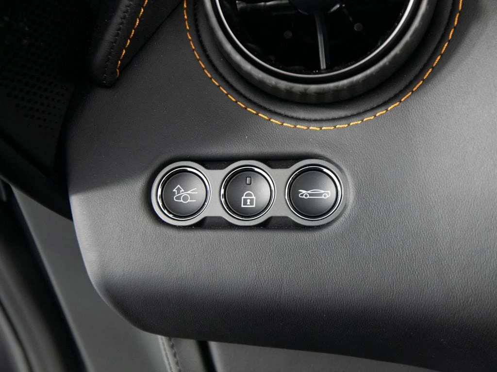 2027 McLaren 750S Spider TechLux, 9/30