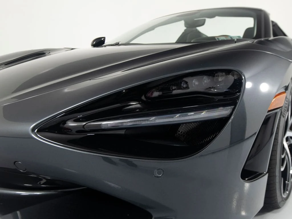 2027 McLaren 750S Spider TechLux, 11/30