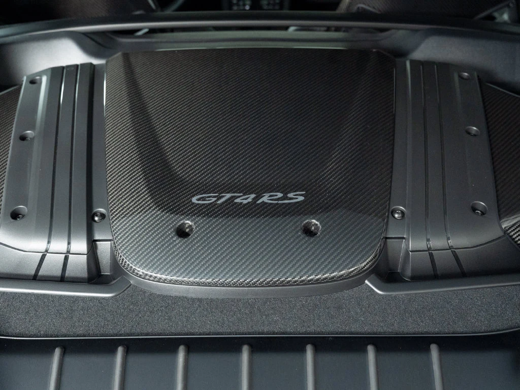 2025 Porsche 718 Cayman GT4 RS, 28/30