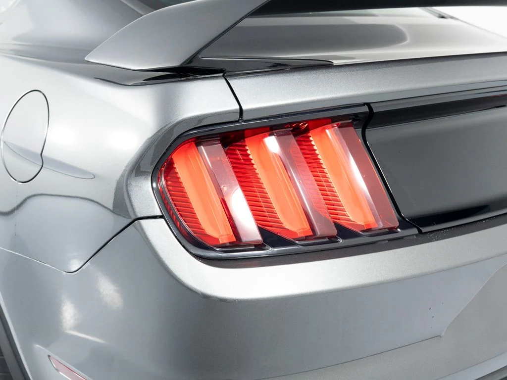 2016 Ford Mustang (6th Generation), 26/30