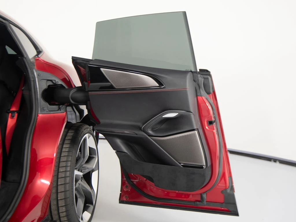 2025 Ferrari Purosangue, 19/30