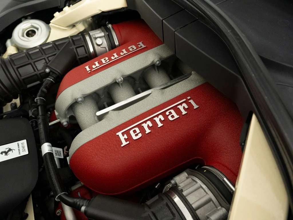 2025 Ferrari Purosangue, 29/30