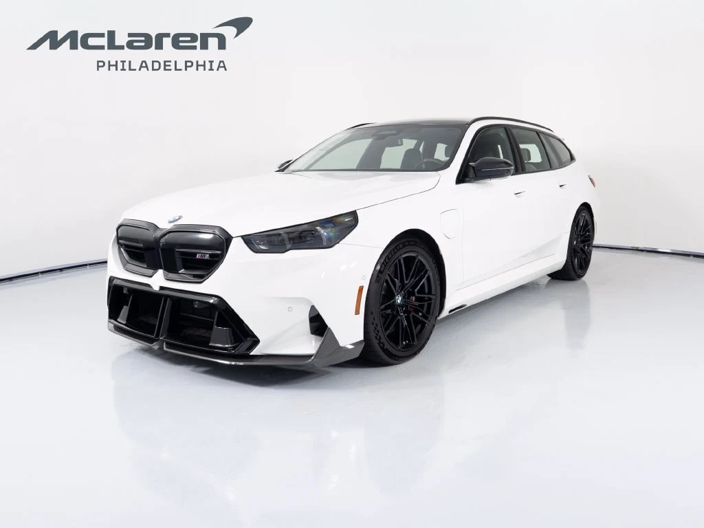 BMW M5 Touring (G99) | McLaren Philadelphia