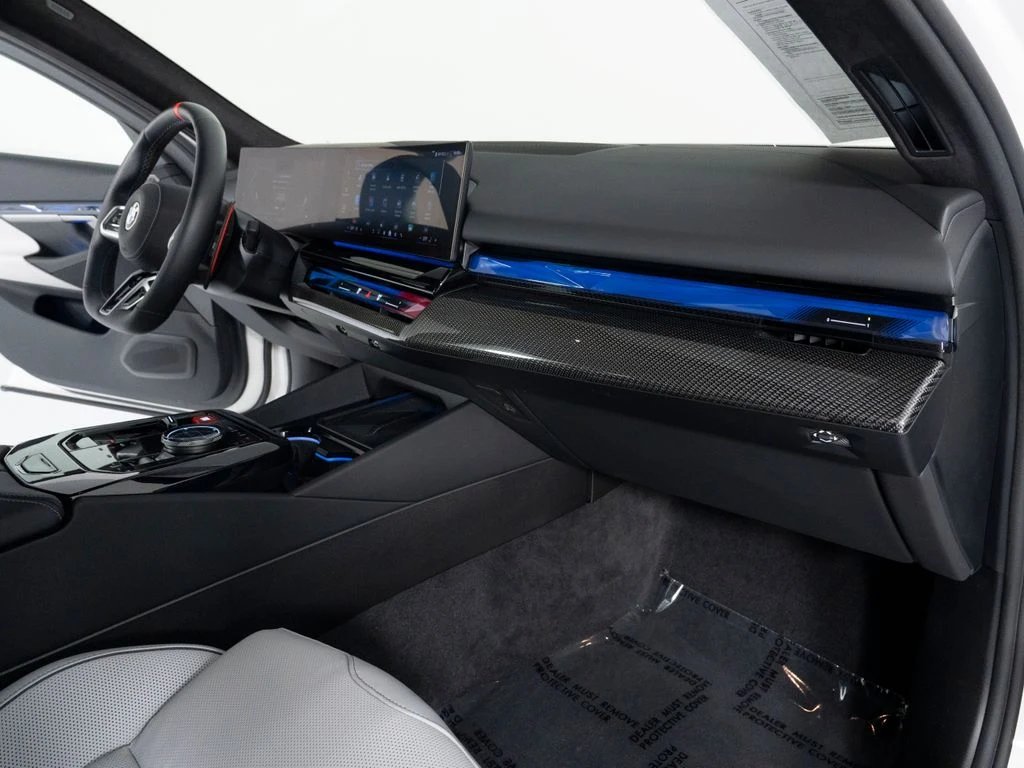 2026 BMW M5 Touring (G99), 17/30
