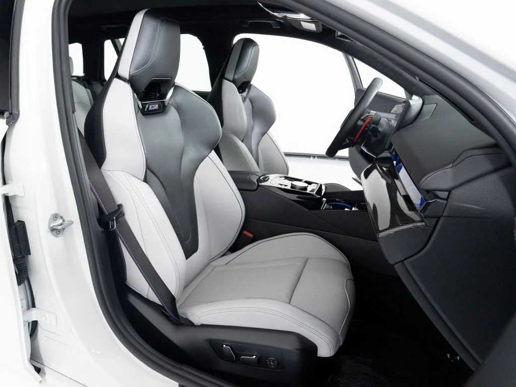 2026 BMW M5 Touring (G99), 20/30