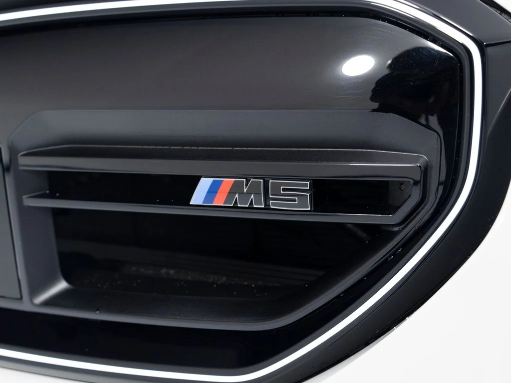 2026 BMW M5 Touring (G99), 23/30