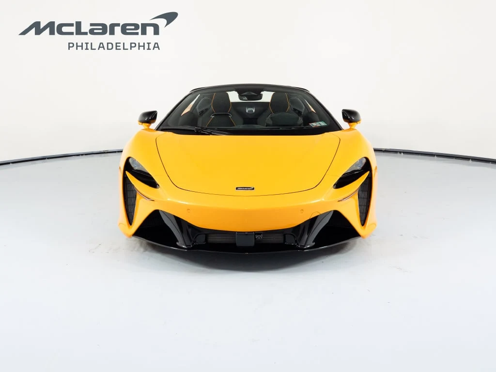2027 McLaren Artura Spider Performance, 2/30
