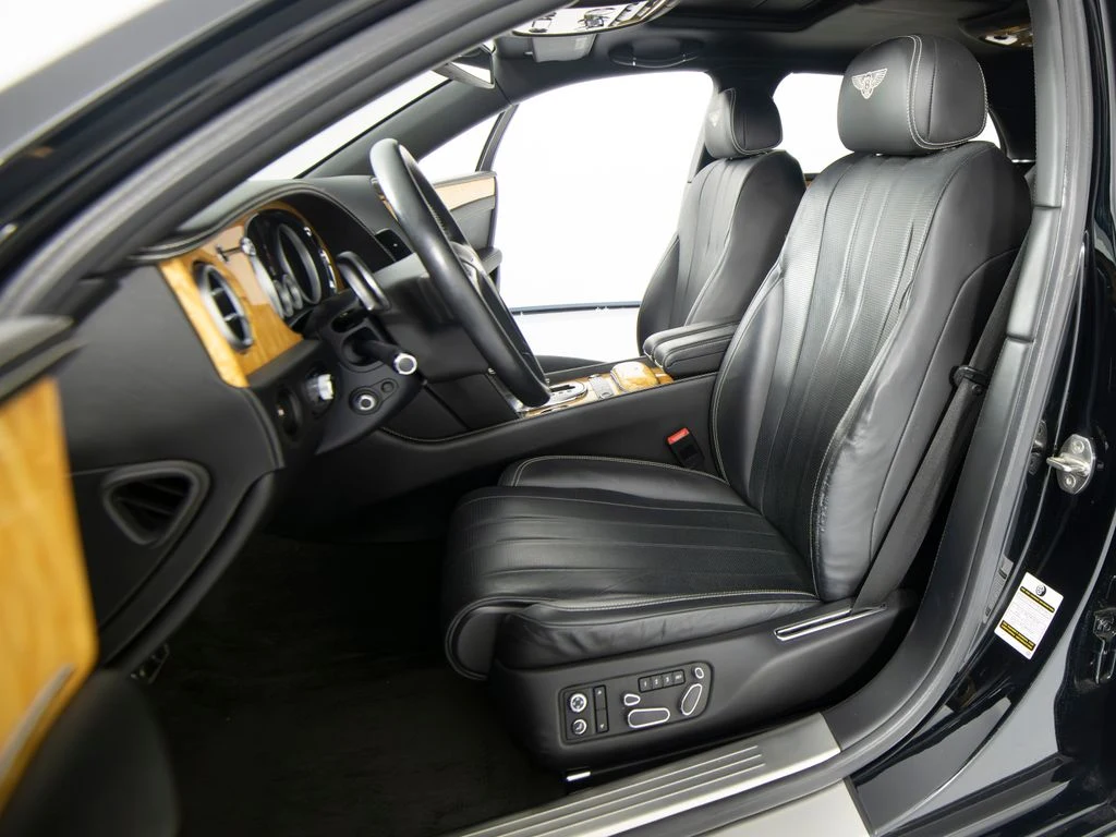 2015 Bentley Flying Spur V8, 19/30