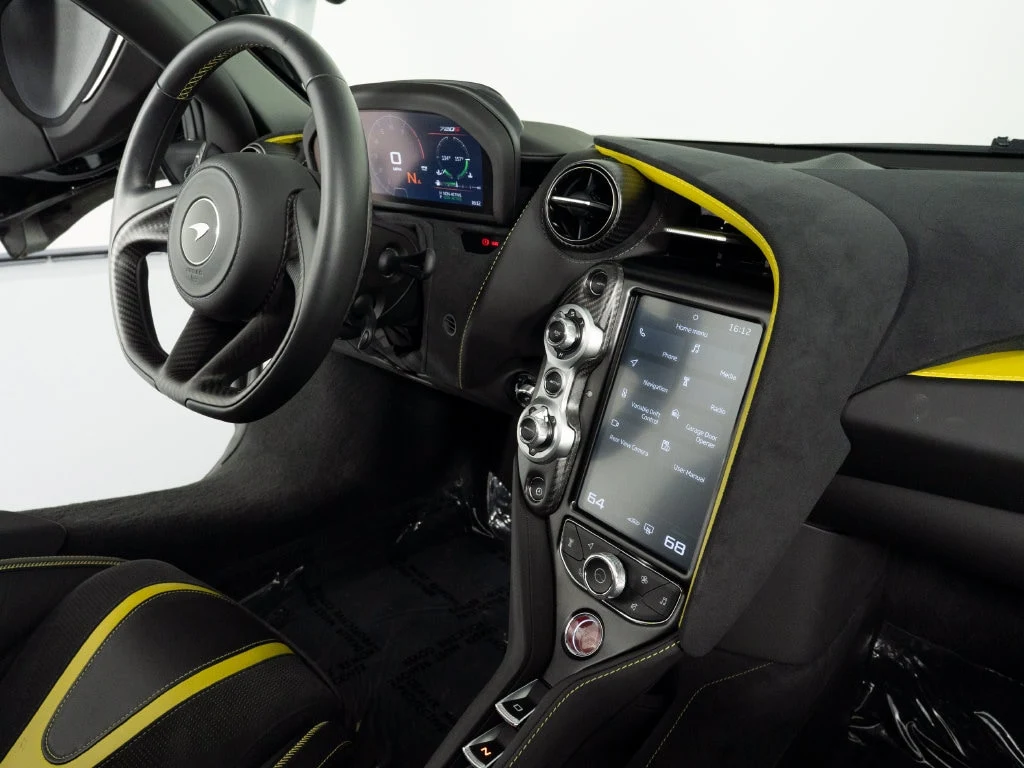 2020 McLaren 720S Spider Performance, 15/30