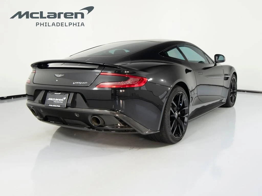 2015 Aston Martin Vanquish V12, 3/30