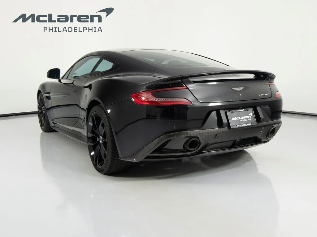 2015 Aston Martin Vanquish V12, 4/30