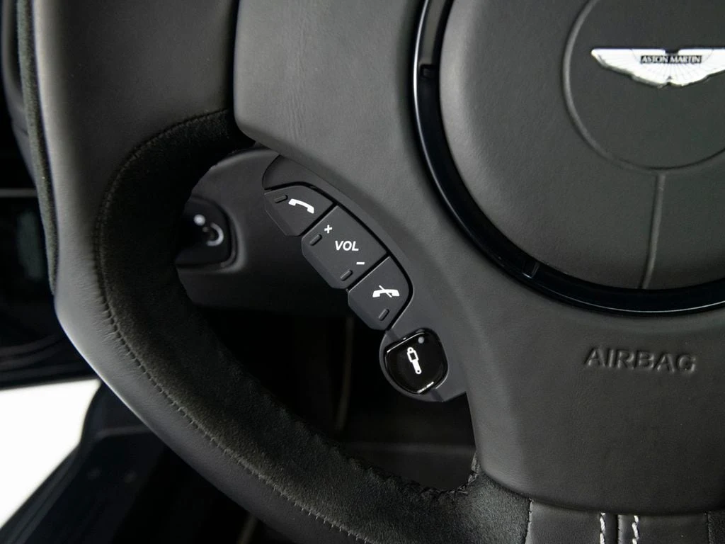 2015 Aston Martin Vanquish V12, 11/30
