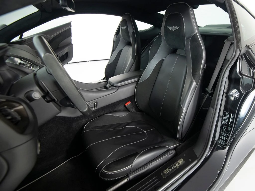 2015 Aston Martin Vanquish V12, 20/30